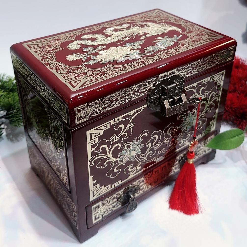 50% off 23-Size Antique Style Lacquer Storage Box, Handcrafted Pingyao Lacquer with Plain Body & Brass-Seashell Inlay, Side-Opening Design.